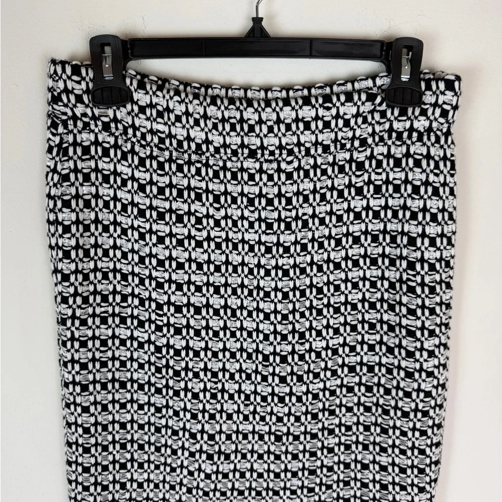 St John Tweed Knit Pencil Skirt Blue White Size 8